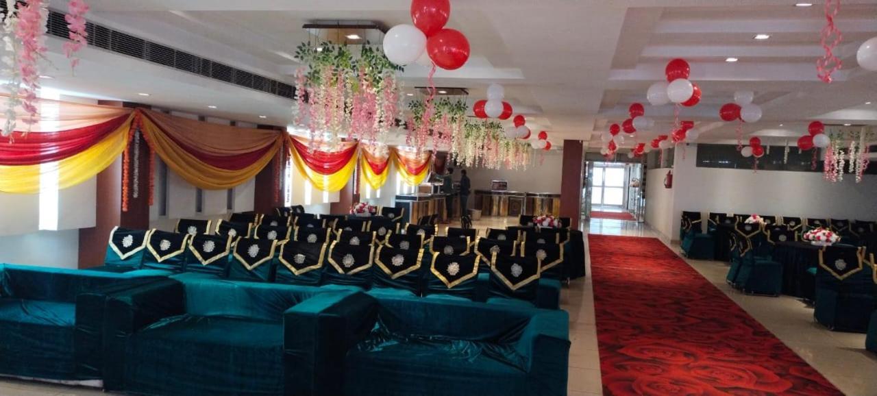 Kartikay Hotel Hisar Exterior photo